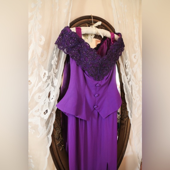 Vintage 80s Purple Sparkle Lace Peplum Dress - Picture 3 of 11